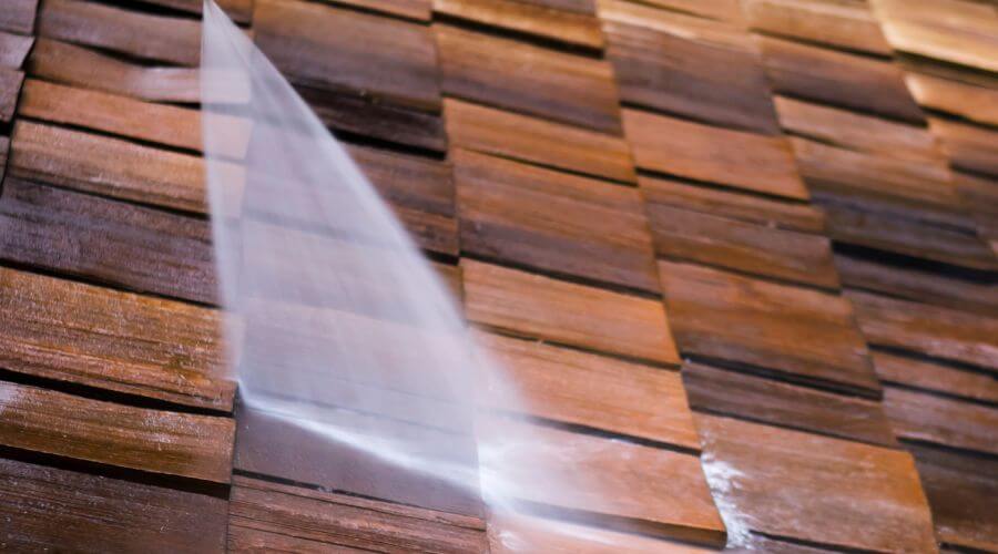Professional gutter cleaning in Pasadena, TX